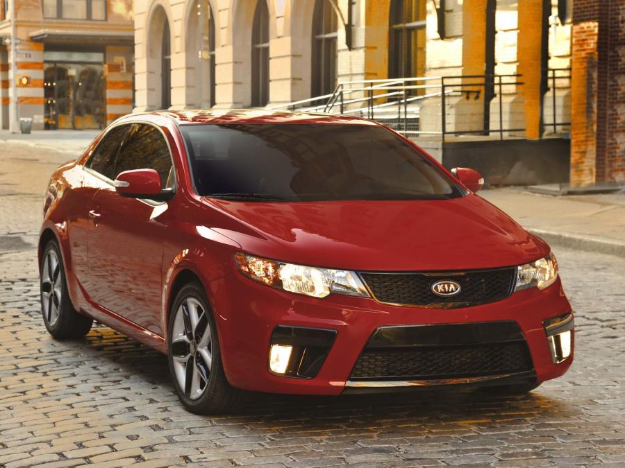  Kia Forte Koup 2009 года  (фото 45 из 169)